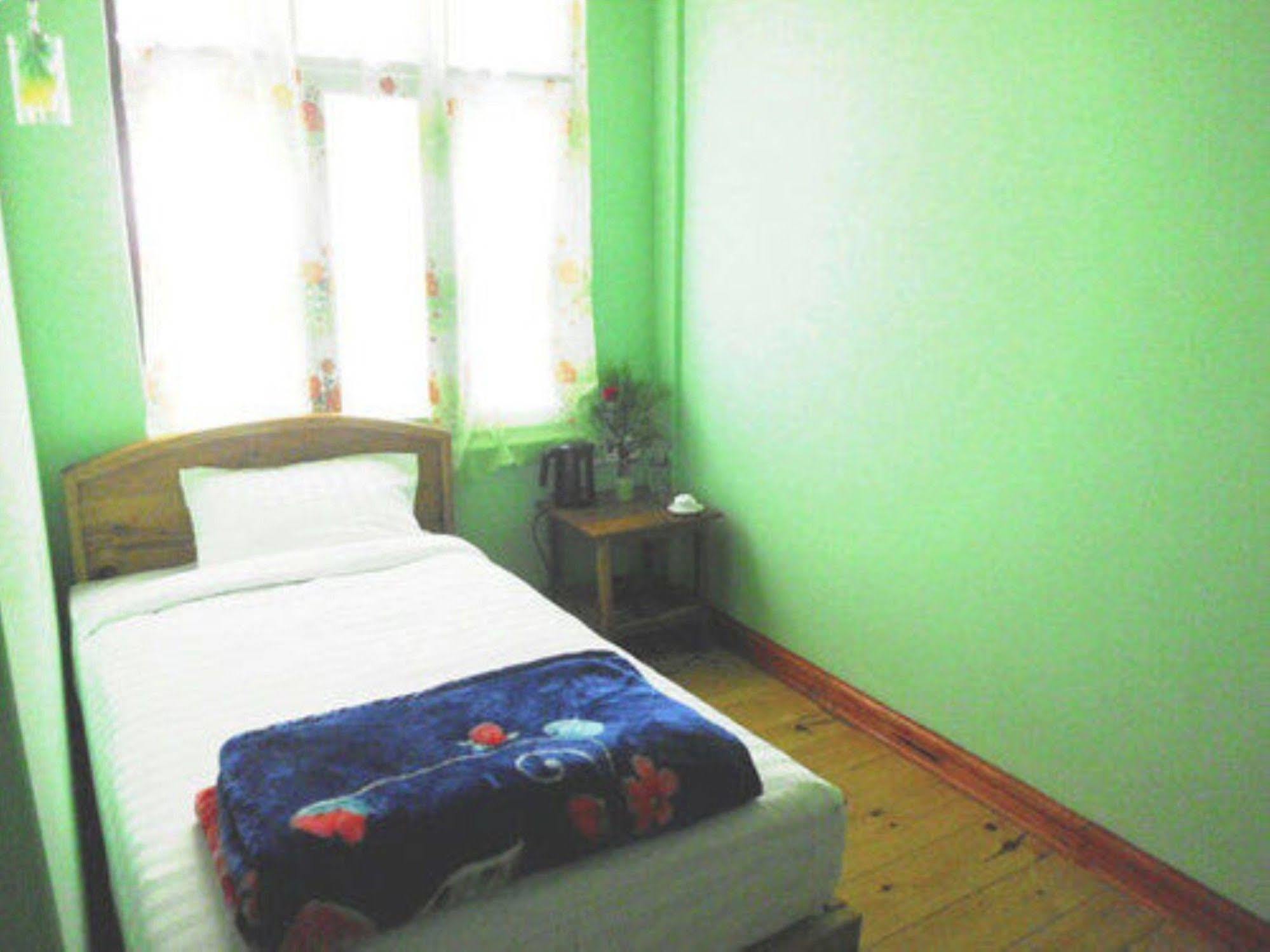 Railroad Hotel Kalaw Bagian luar foto